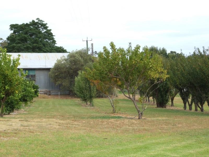 5 Hackett Road, Brookhampton WA 6239
