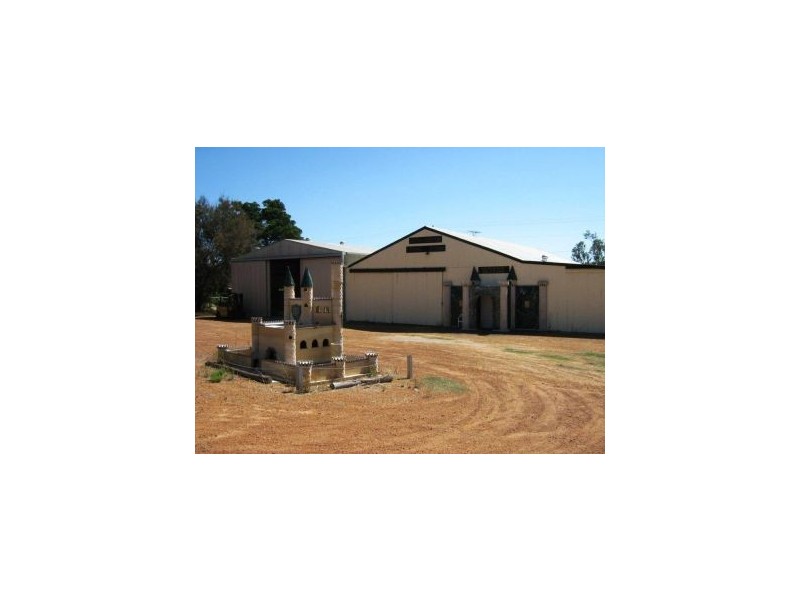 5 Hackett Road, Brookhampton WA 6239