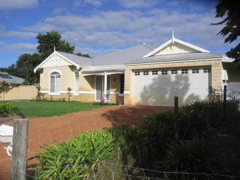 2 Leschenaultia Circle, Donnybrook WA 6239