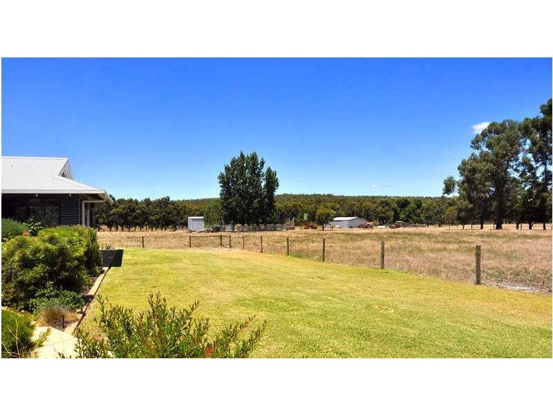 Lot 2,  Ravenscliffe Road, Kirup WA 6251