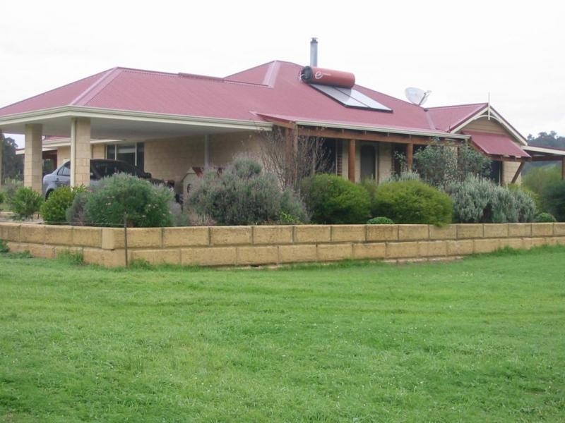 1985 Boyup Brook Road, Yabberup WA 6239