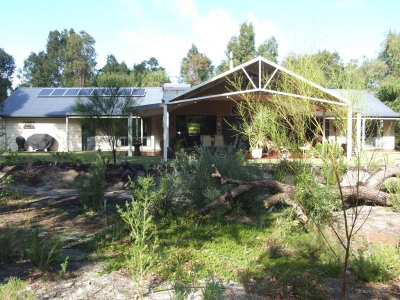 52 Armstrong Road, Boyanup WA 6237