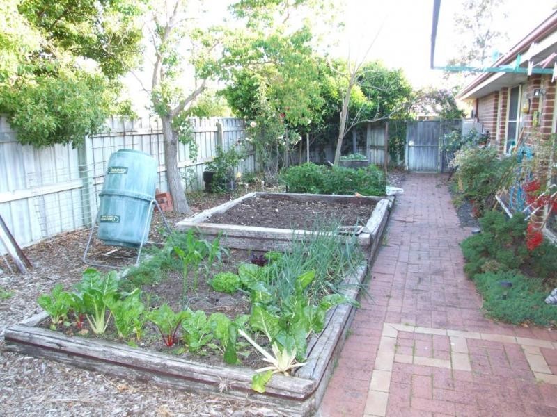 6 Holbrook Road, Australind WA 6233