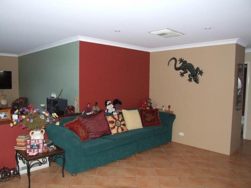 6 Holbrook Road, Australind WA 6233