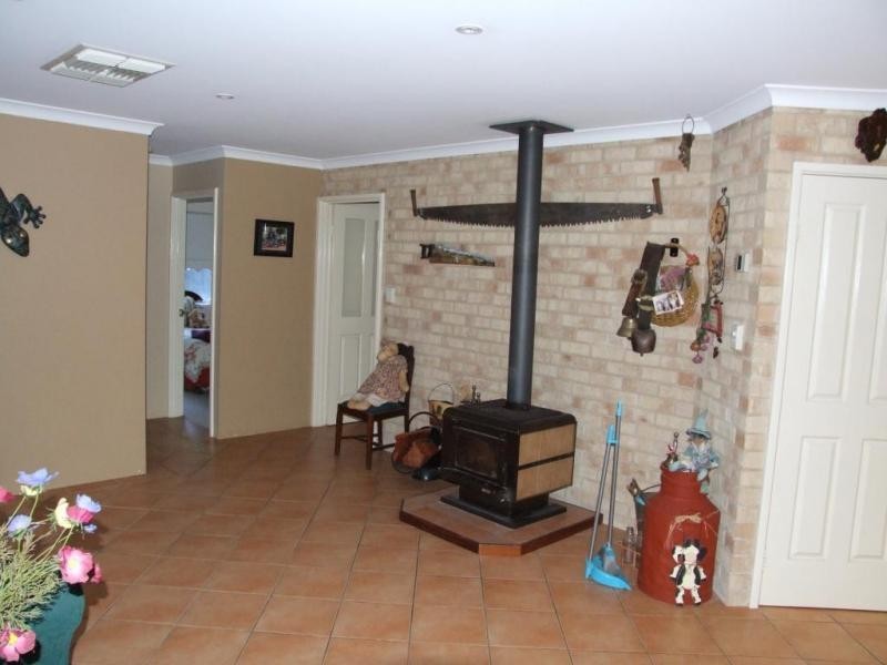 6 Holbrook Road, Australind WA 6233