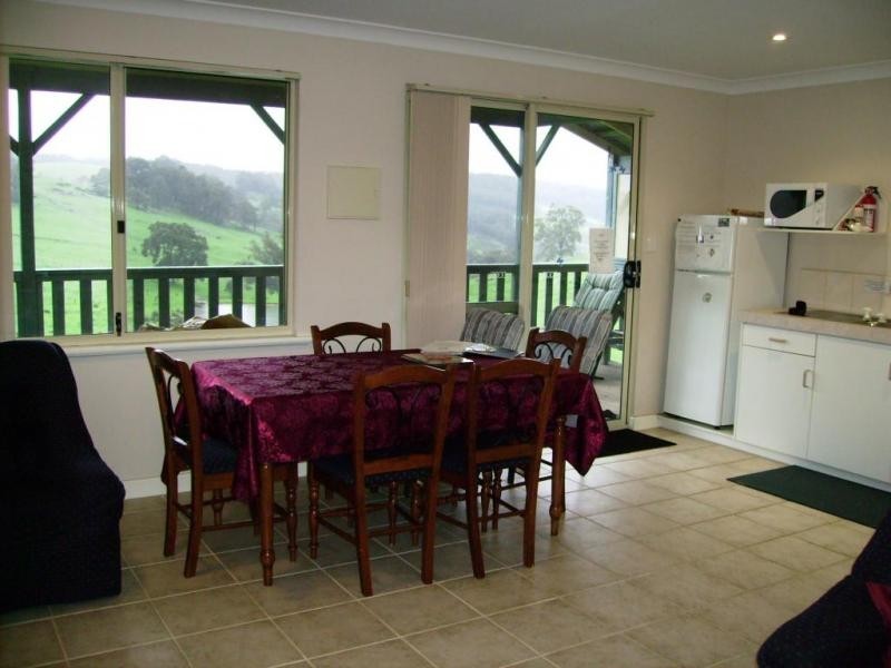 294 Mailman Road, Kirup WA 6251