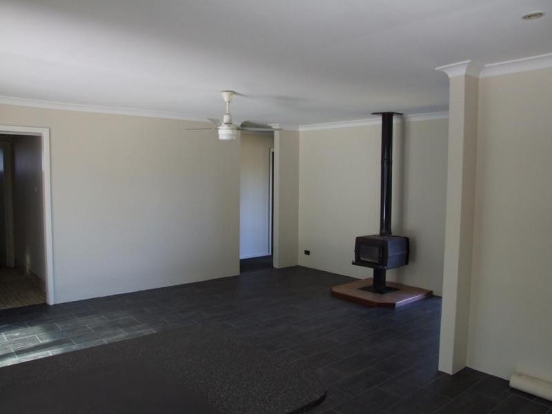 7 Christopher Way, Boyanup WA 6237