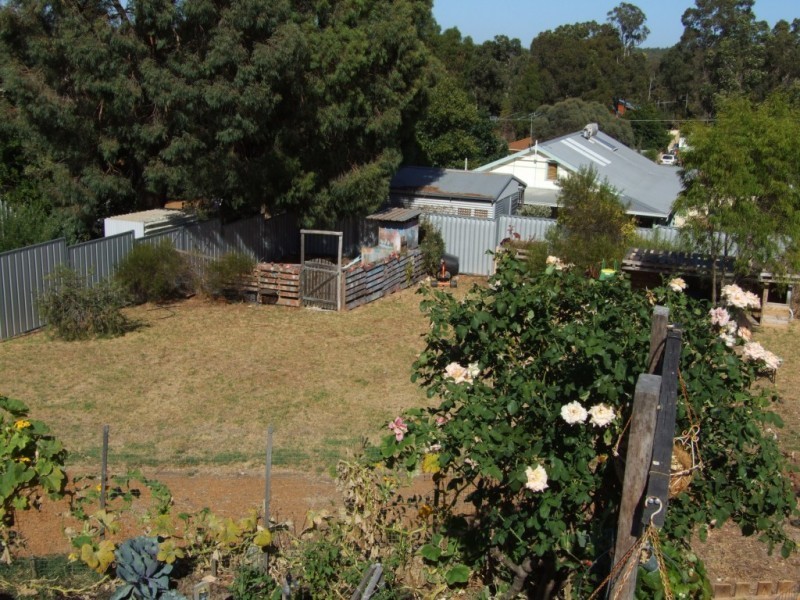 47 Victoria Parade, Donnybrook WA 6239