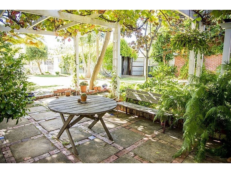 8 Emerald Street, Donnybrook WA 6239