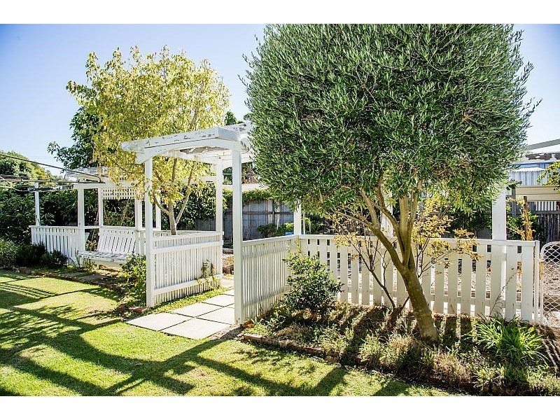 8 Emerald Street, Donnybrook WA 6239