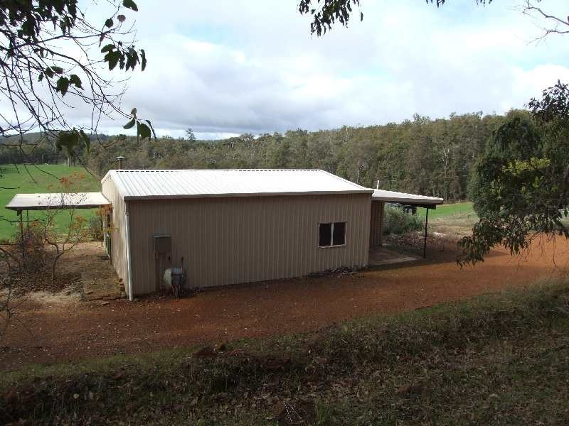 226 Valetine Road, Newlands WA 6251