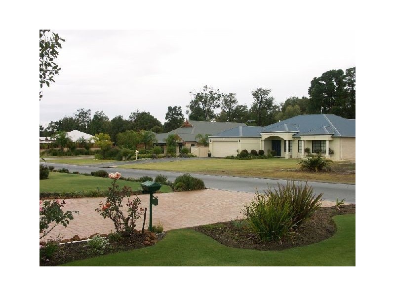 Leschenaultia Circle, Donnybrook WA 6239