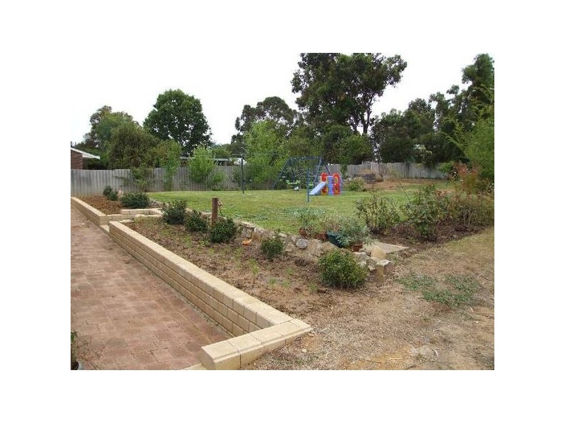 18 Thomson Street, Donnybrook WA 6239