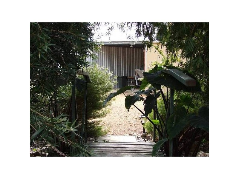 8 Russell Street, Donnybrook WA 6239