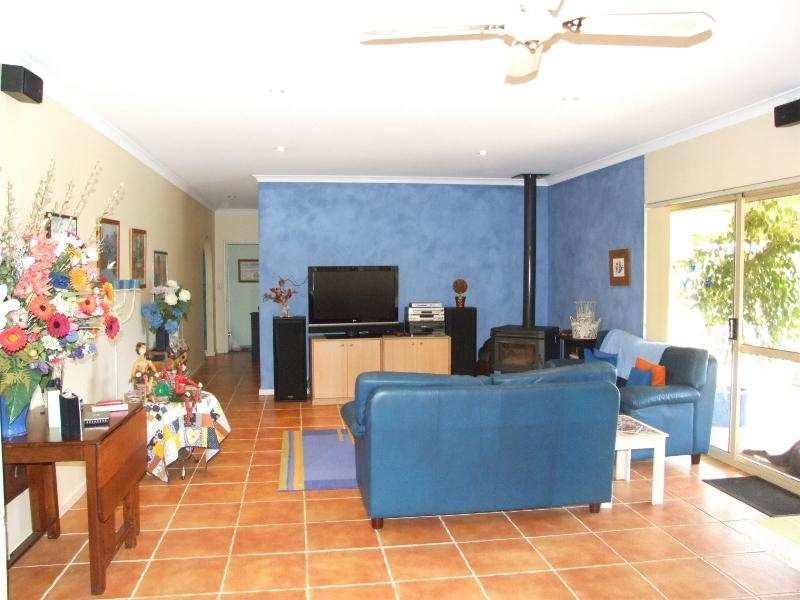 1565 Boyup Brook Road, Yabberup WA 6239