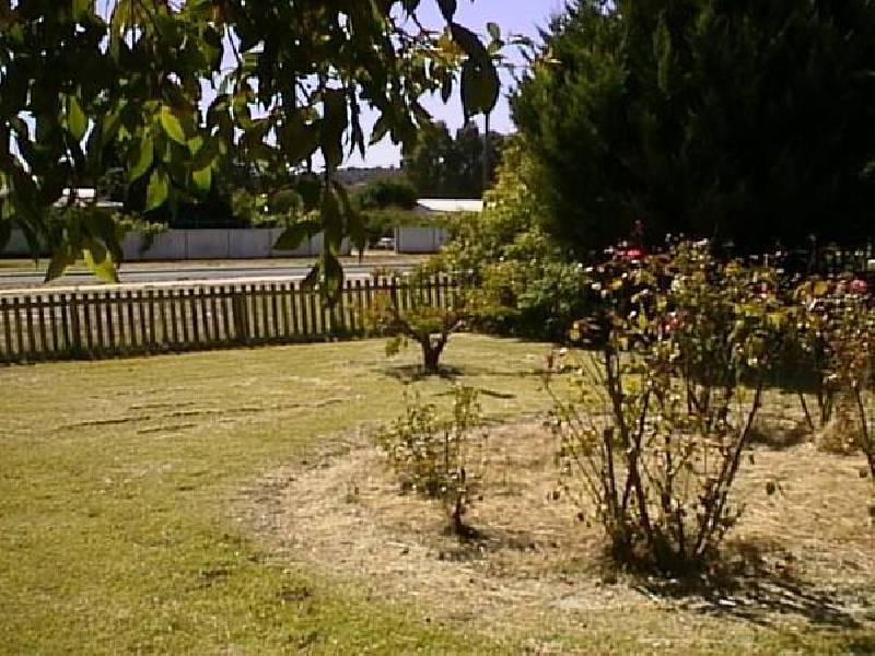 11 BENTLEY STREET, Donnybrook WA 6239