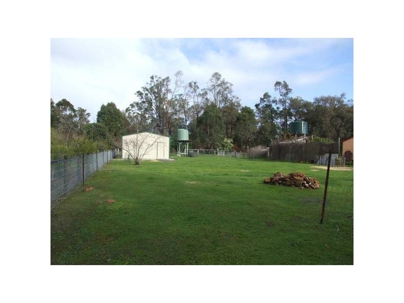 Giles Street, Wilga WA 6243