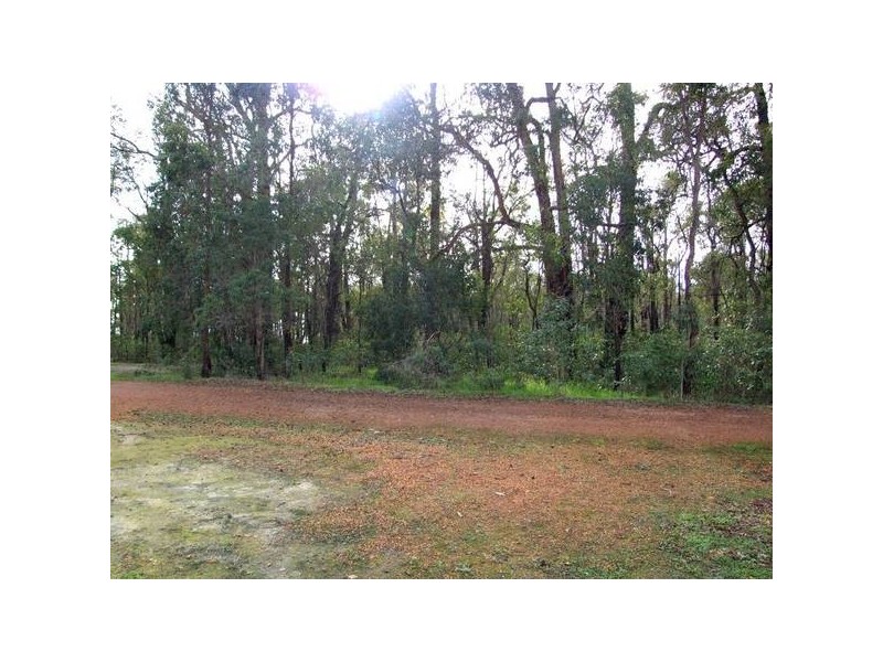 Giles Street, Wilga WA 6243