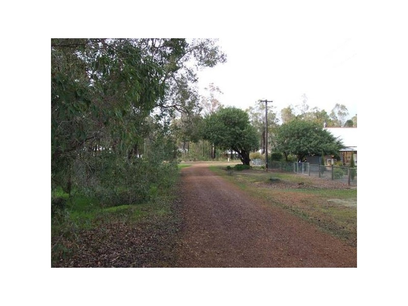 Giles Street, Wilga WA 6243