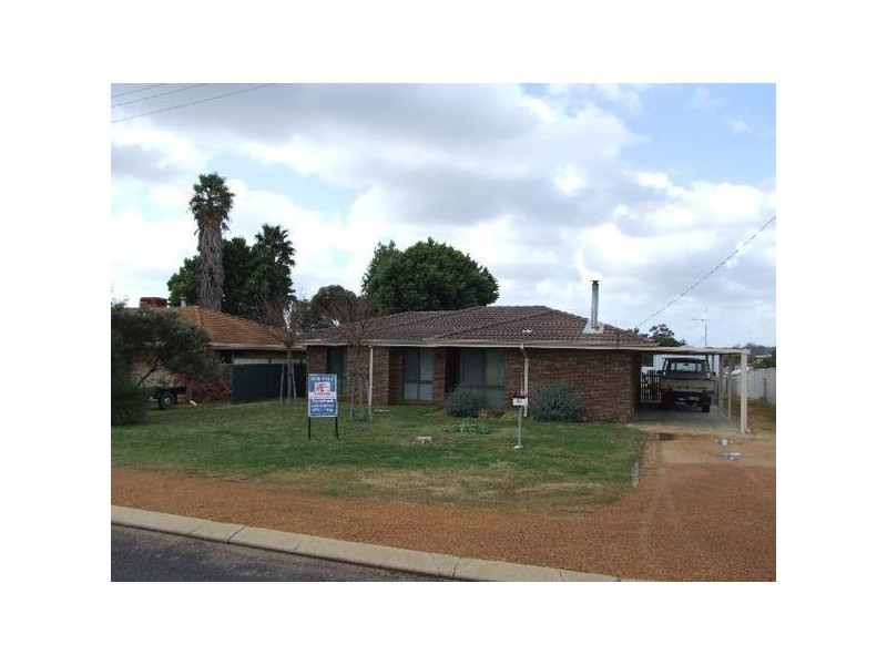 14 Padman St, Donnybrook WA 6239