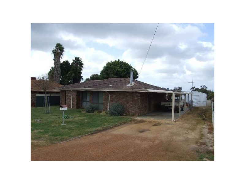 14 Padman St, Donnybrook WA 6239