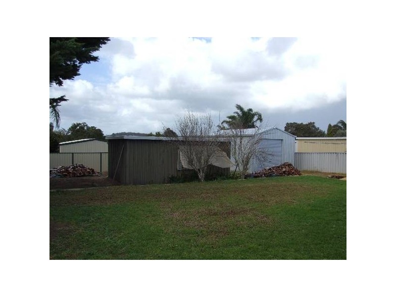 14 Padman St, Donnybrook WA 6239