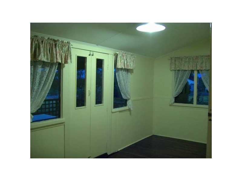 11 Thomson Street, Donnybrook WA 6239