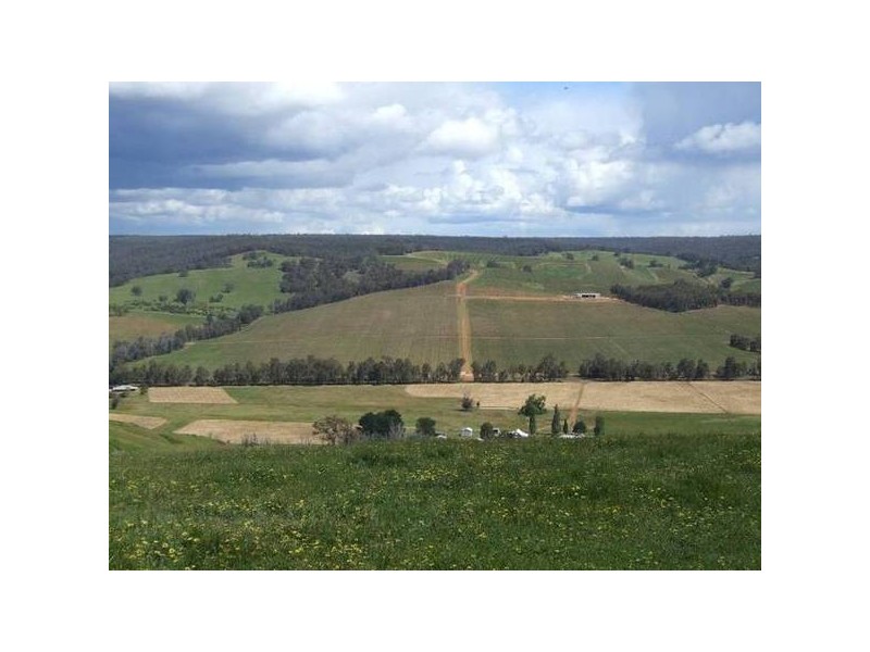 2027 Boyup Brook Rd, Yabberup WA 6239