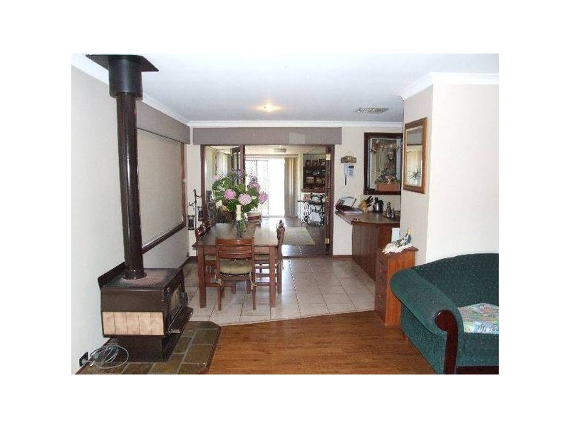 17 Yelverton, Donnybrook WA 6239