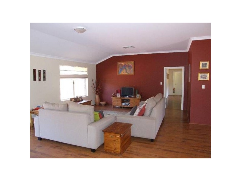 43 Charles, Donnybrook WA 6239