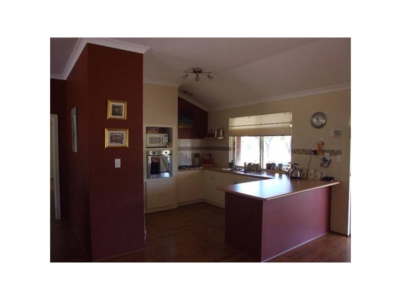 43 Charles, Donnybrook WA 6239