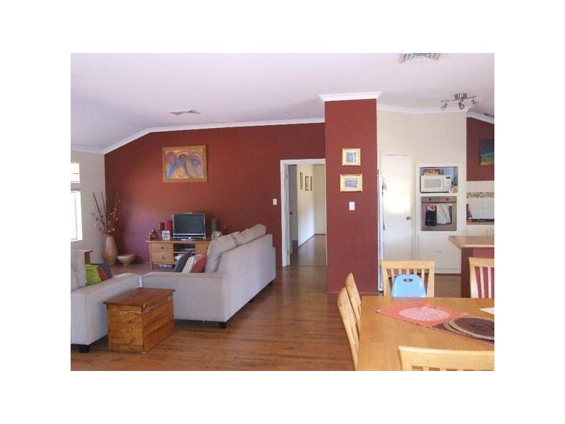 43 Charles, Donnybrook WA 6239