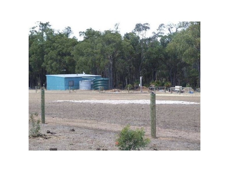 6 Barron Court, Boyup Brook WA 6244