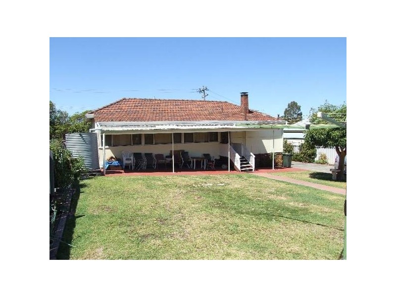 9 Steere, Collie WA 6225