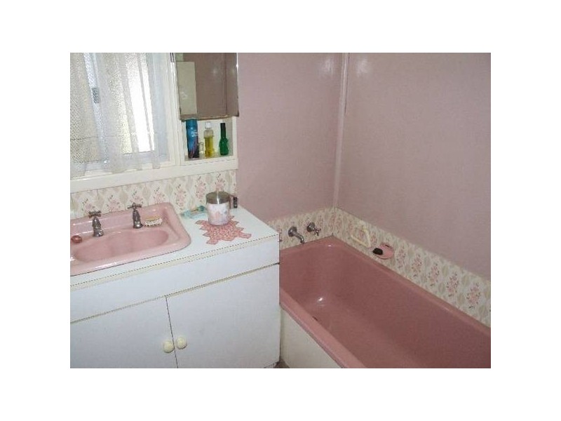 9 Steere, Collie WA 6225