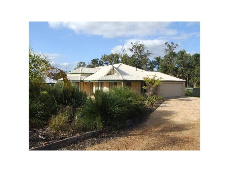 26 Leschenaultia Circle, Donnybrook WA 6239