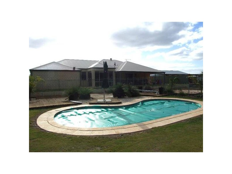 26 Leschenaultia Circle, Donnybrook WA 6239