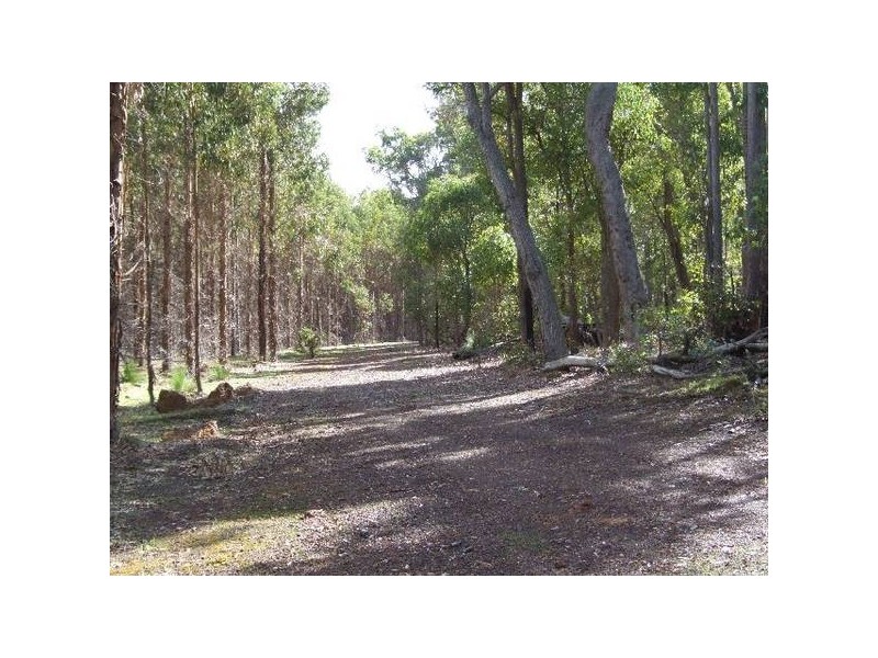 122 Upper Capel Rd, Donnybrook WA 6239