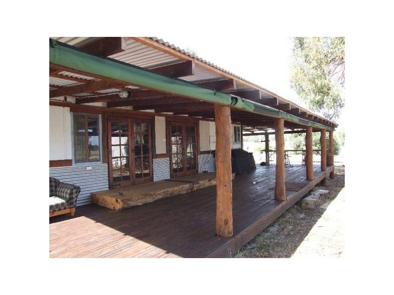 24 Cundinup-Kirup Rd, Kirup WA 6251