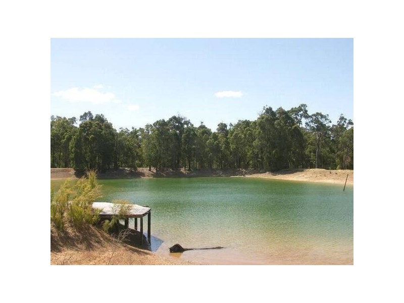 24 Cundinup-Kirup Rd, Kirup WA 6251