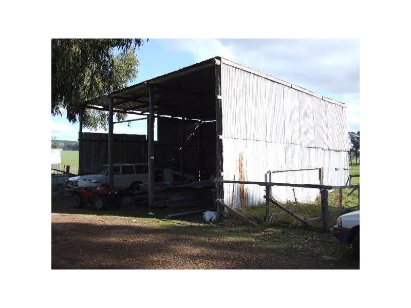 24 Cundinup-Kirup Rd, Kirup WA 6251