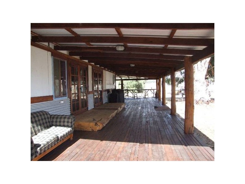 24 Cundinup-Kirup Rd, Kirup WA 6251