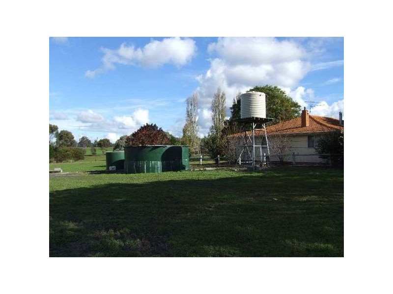 1 Donnybrook Boyup Brook Road, Wilga WA 6243