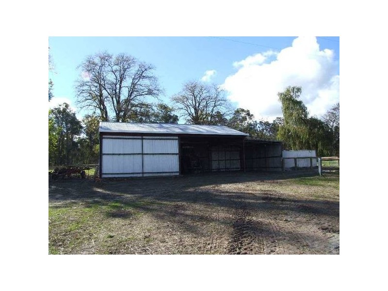 1 Donnybrook Boyup Brook Road, Wilga WA 6243