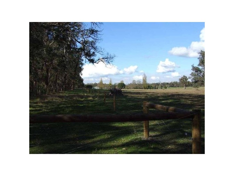 1 Donnybrook Boyup Brook Road, Wilga WA 6243