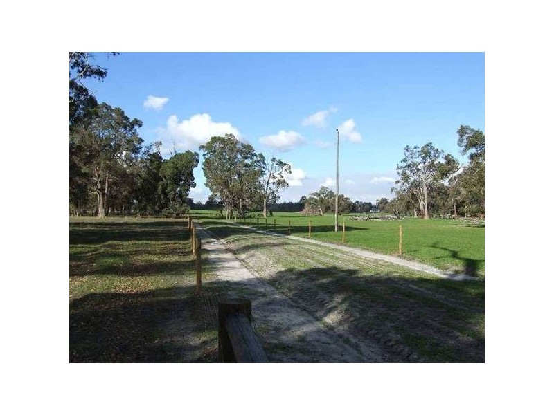 1 Donnybrook Boyup Brook Road, Wilga WA 6243