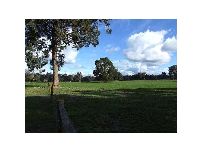 1 Donnybrook Boyup Brook Road, Wilga WA 6243