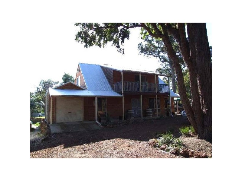 61 Armstrong Rd, Boyanup WA 6237