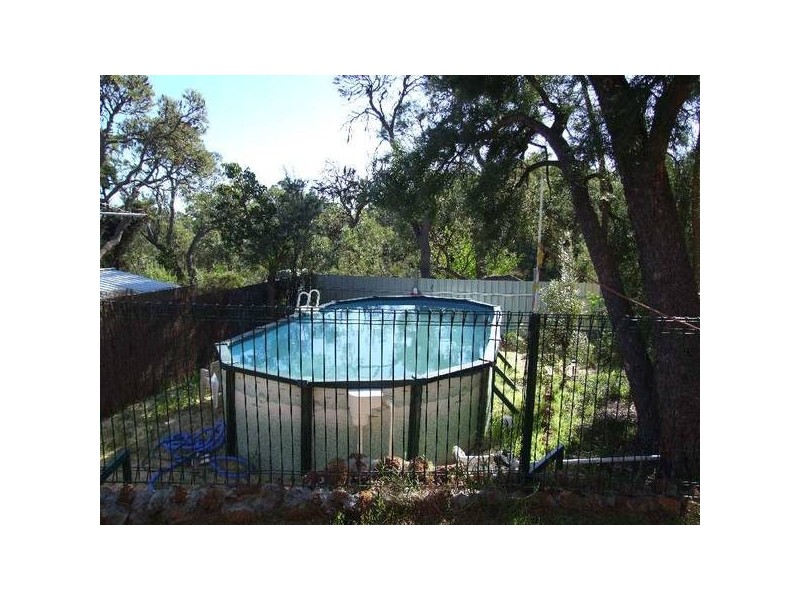 61 Armstrong Rd, Boyanup WA 6237