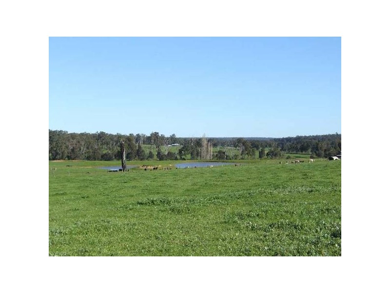 74 Goodwood Rd, Donnybrook WA 6239